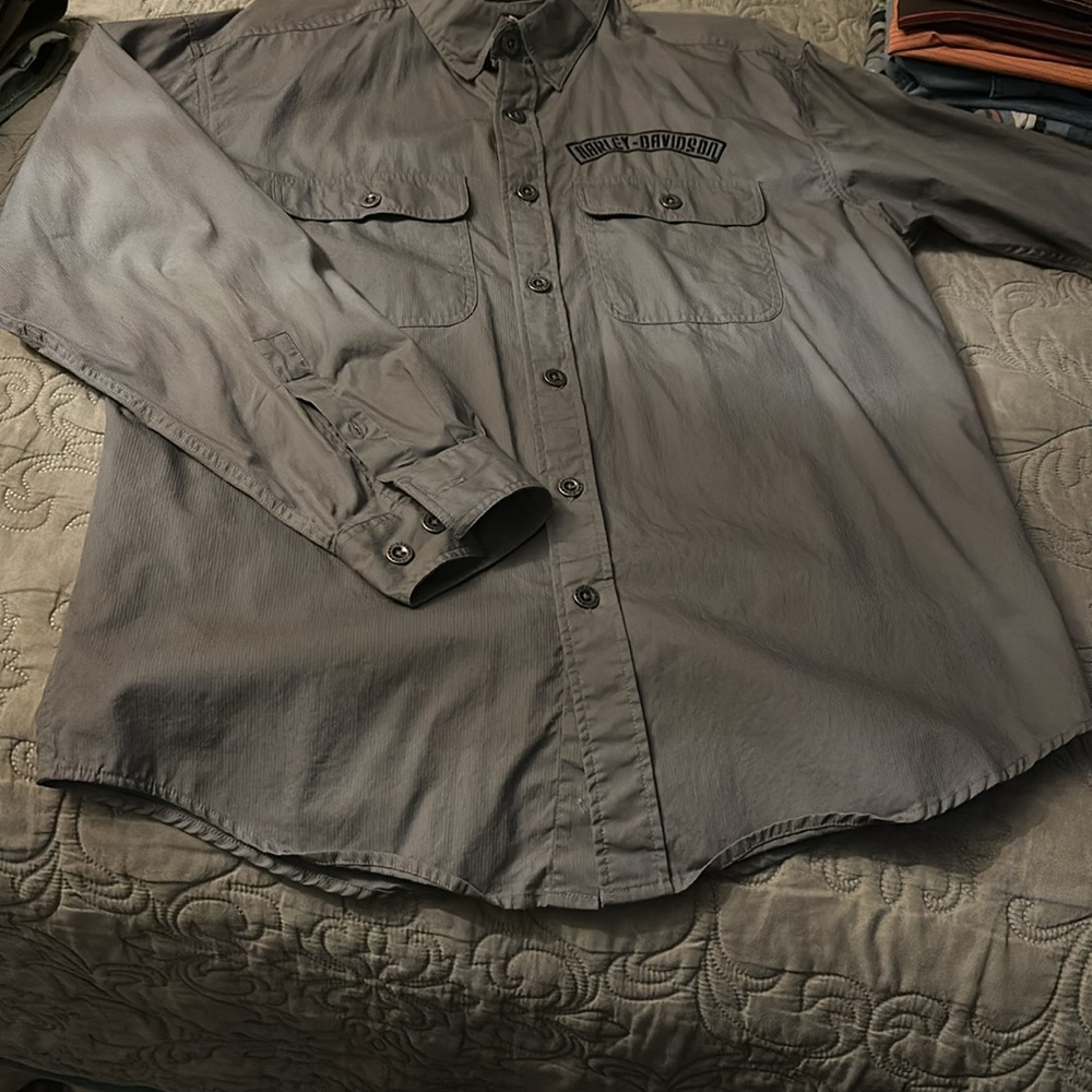 Harley Davidson Embroidered Shirt - Picture 2 of 6
